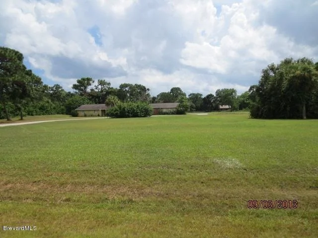 Photo of 4055 Pinewood Road