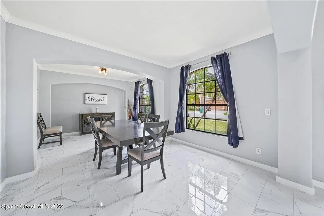 Photo of 1405 Talon Way