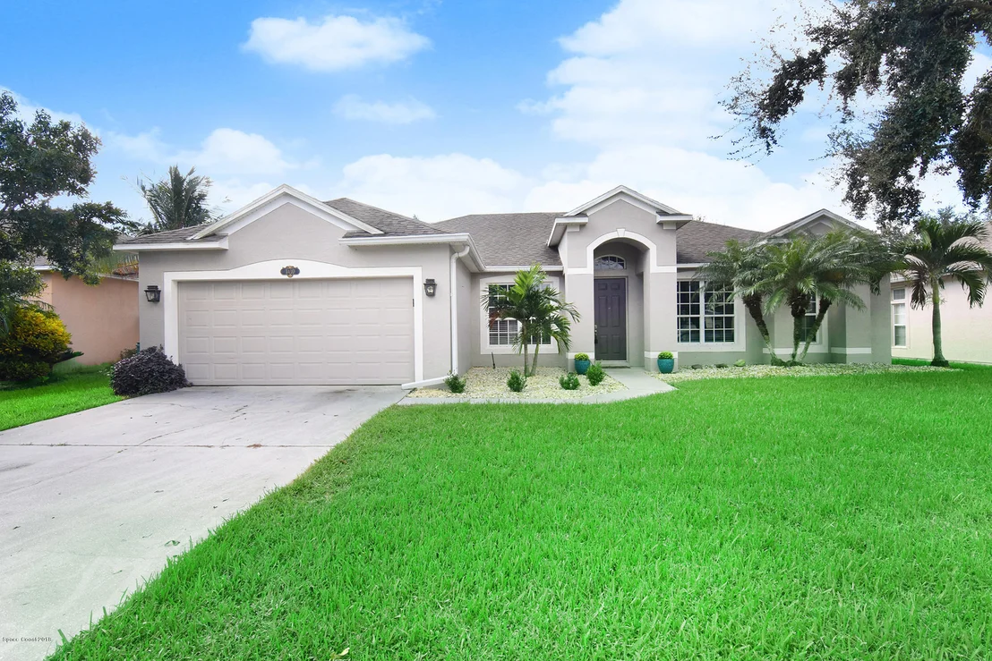 Photo of 1410 Whitman Drive