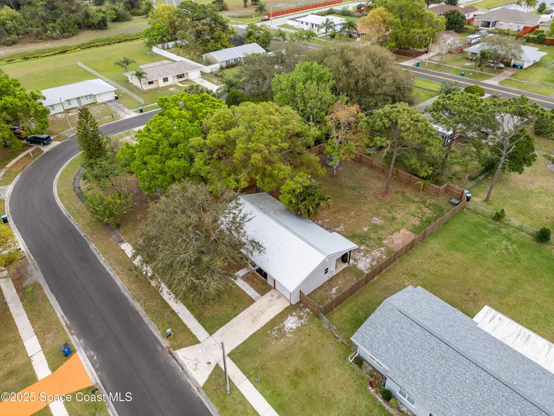 Photo of 1125 Galty Circle NE