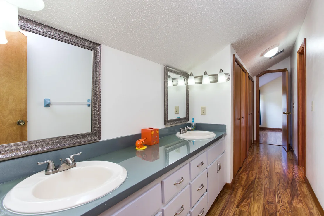 Photo of 2055 Eva Lane