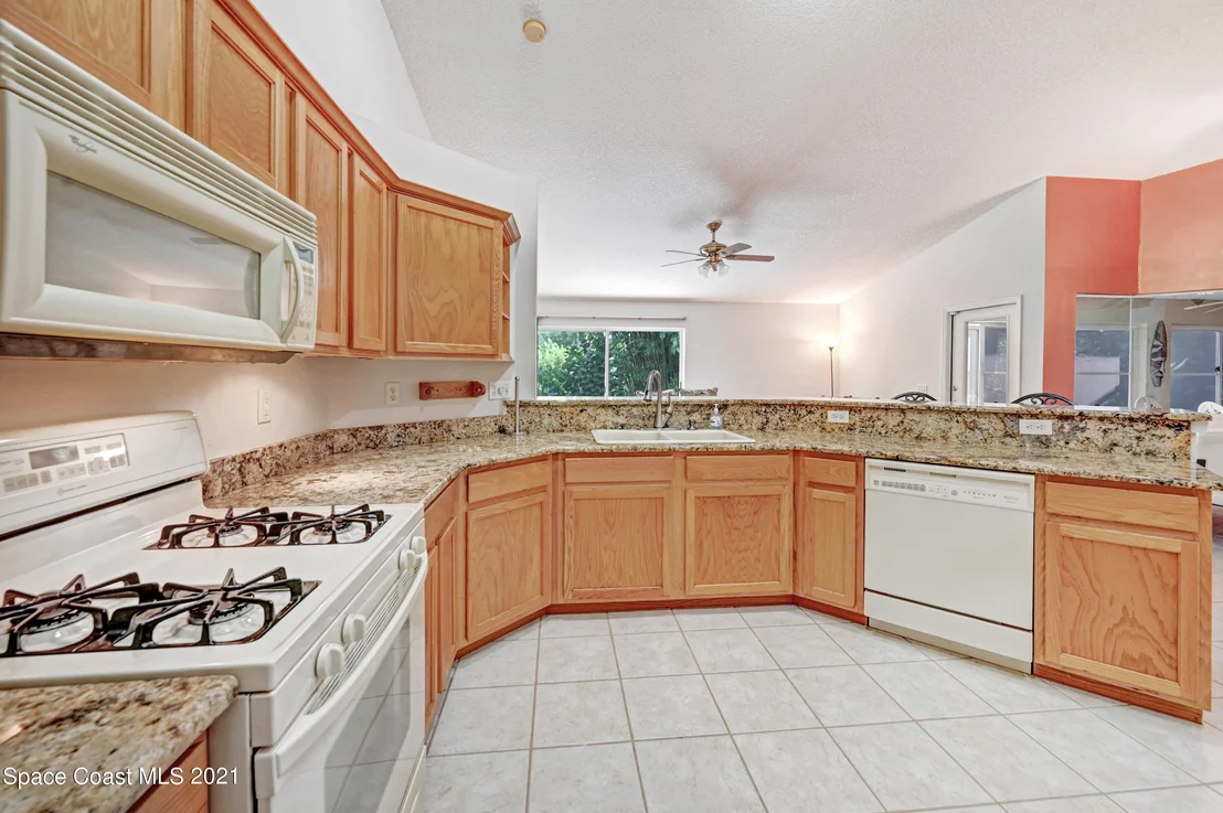 Photo of 863 Brookview Lane
