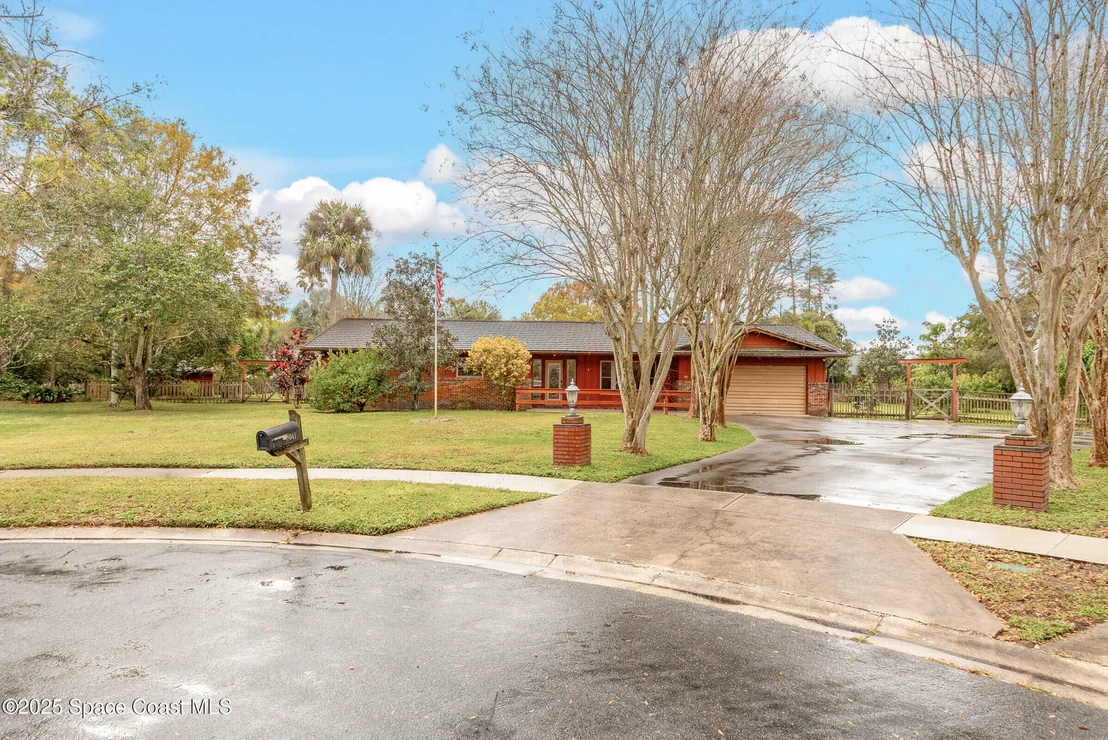 Photo of 8041 Pine Needle Lane