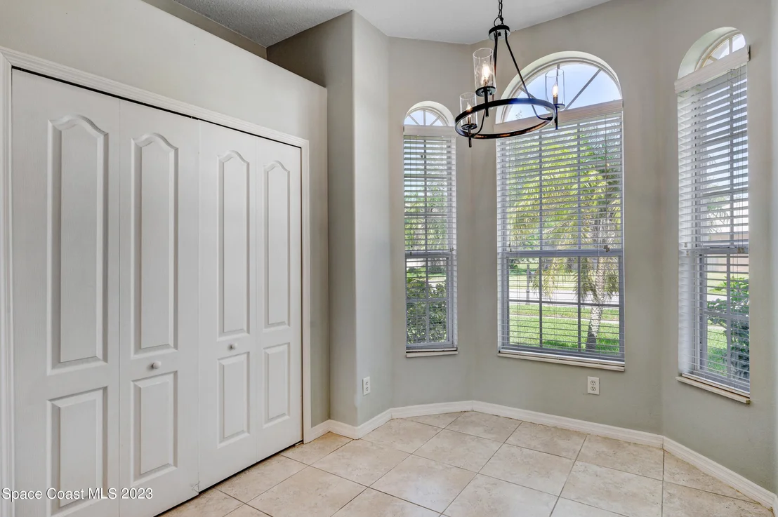 Photo of 3855 Waterford Drive