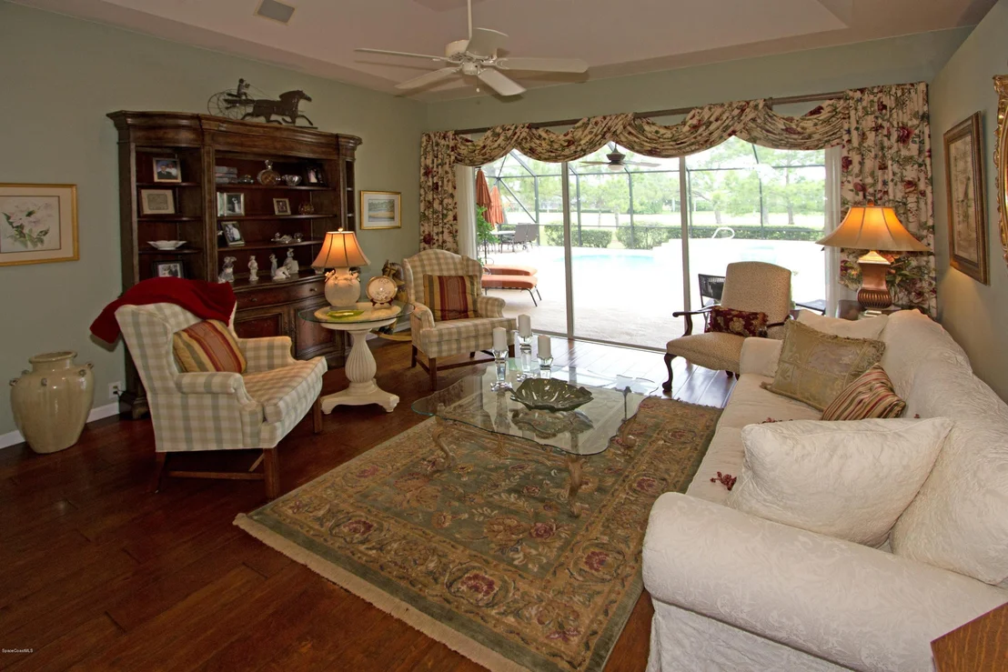Photo of 704 Nicklaus Drive