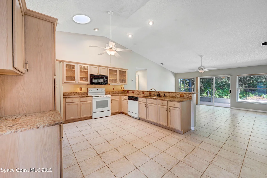 Photo of 1367 Hill Avenue