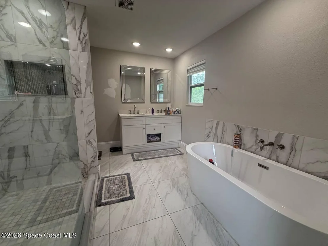 Photo of 1790 Harlock Road