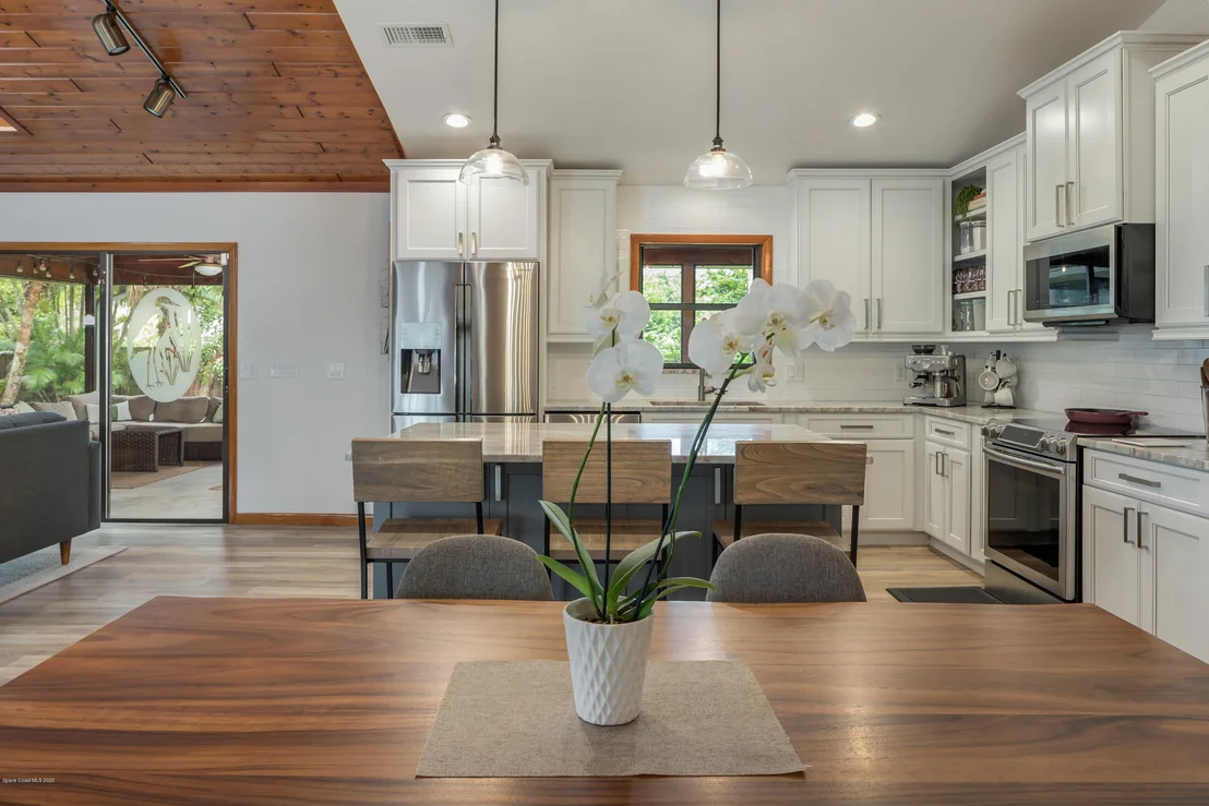Photo of 420 Pine Tree Drive