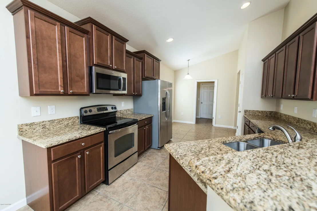 Photo of 1320 Corbett Lane