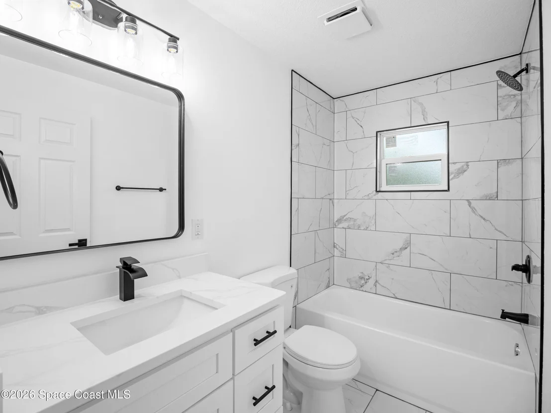 Photo of 2829 Warren Street
