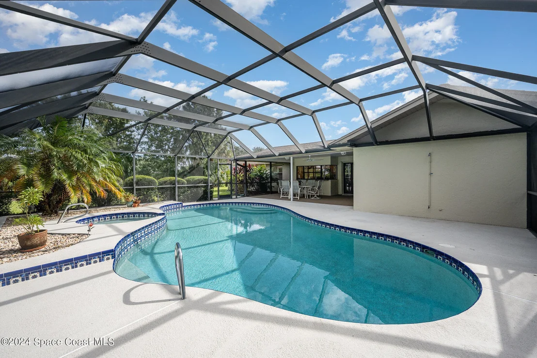 Photo of 1006 Cedarbrook Court