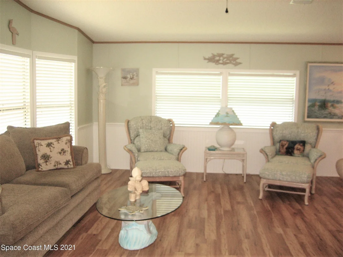 Photo of 2329 Coconut Palm Drive NE