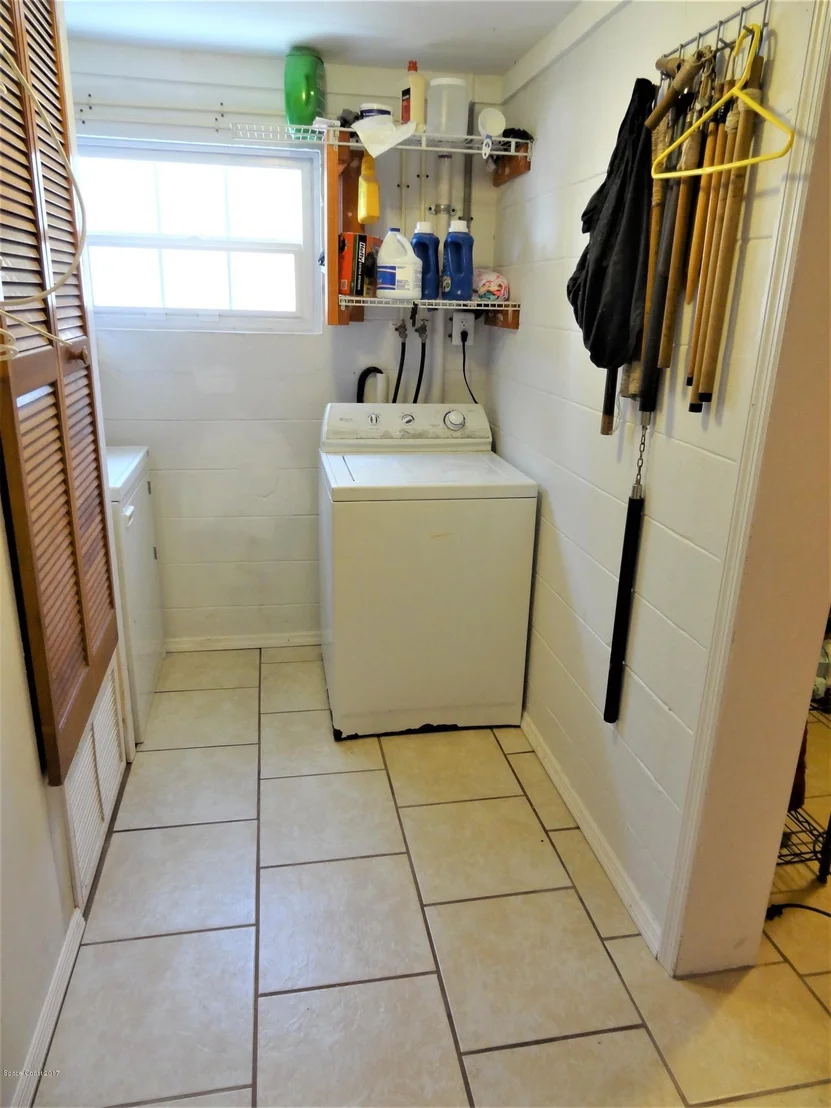 Photo of 829 Camellia Drive