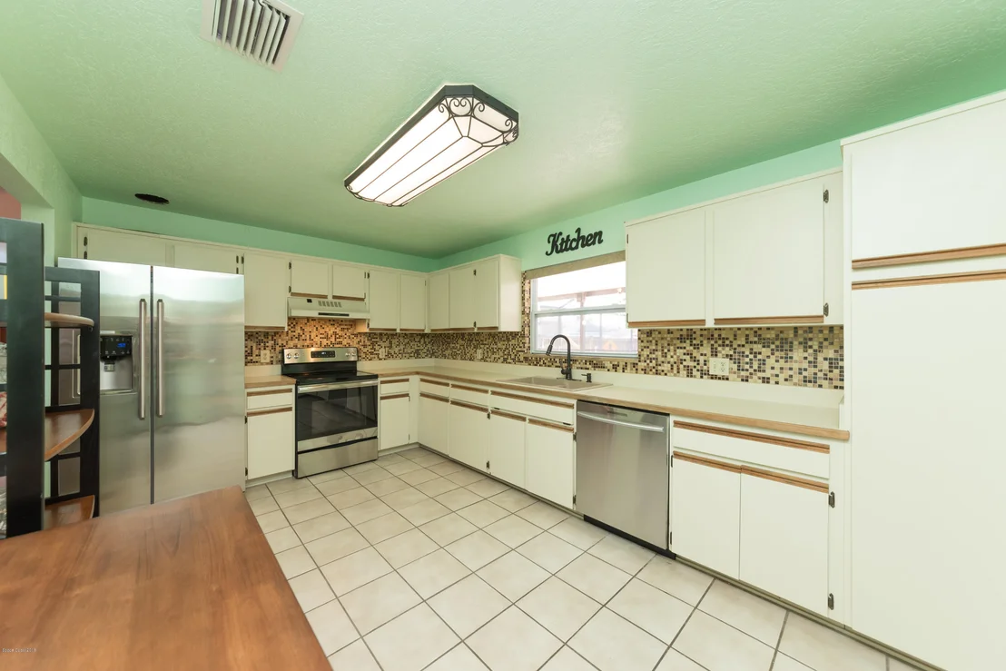 Photo of 933 Yorktowne Drive