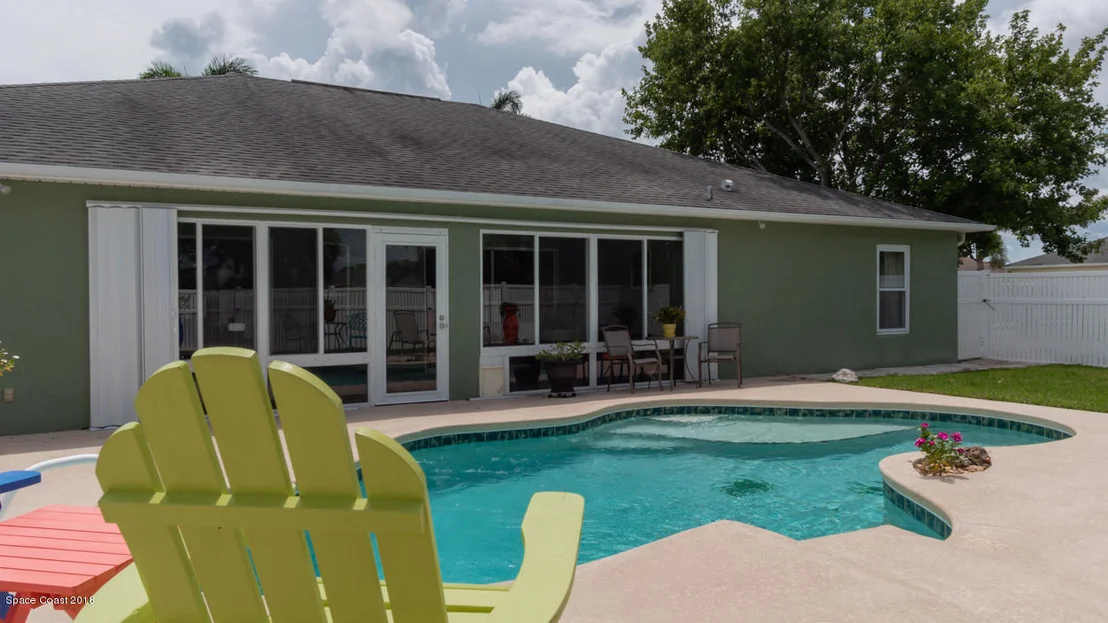 Photo of 2140 Belmont Way
