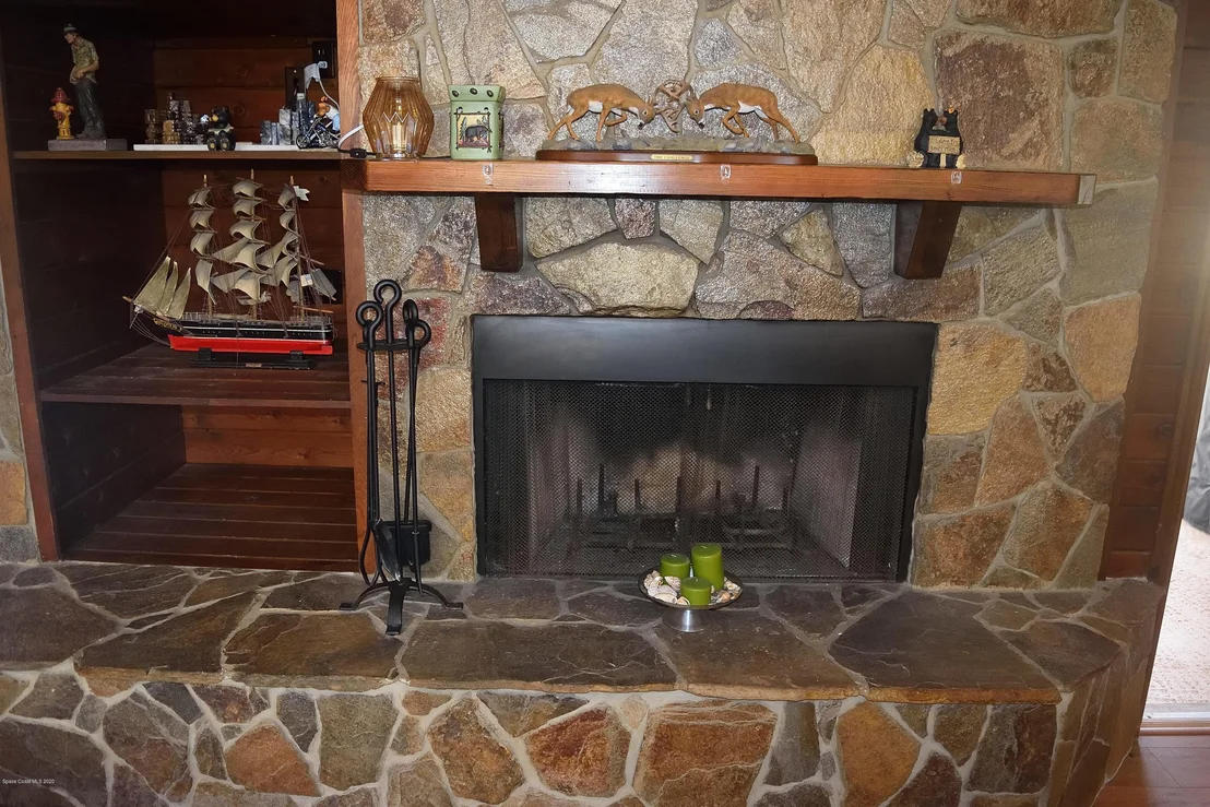 Photo of 4900 Pinewood Place