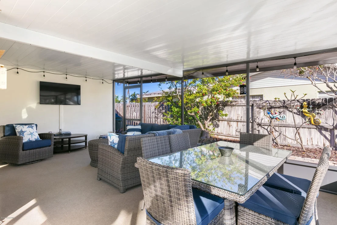 Photo of 225 Pineapple Street