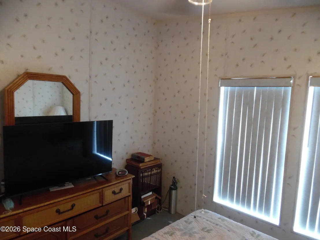 Photo of 839 Wren Circle