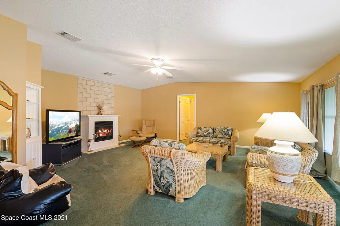 Photo of 245 Outer Drive