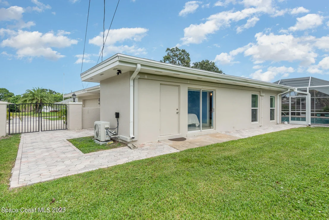 Photo of 707 Hibiscus Trail