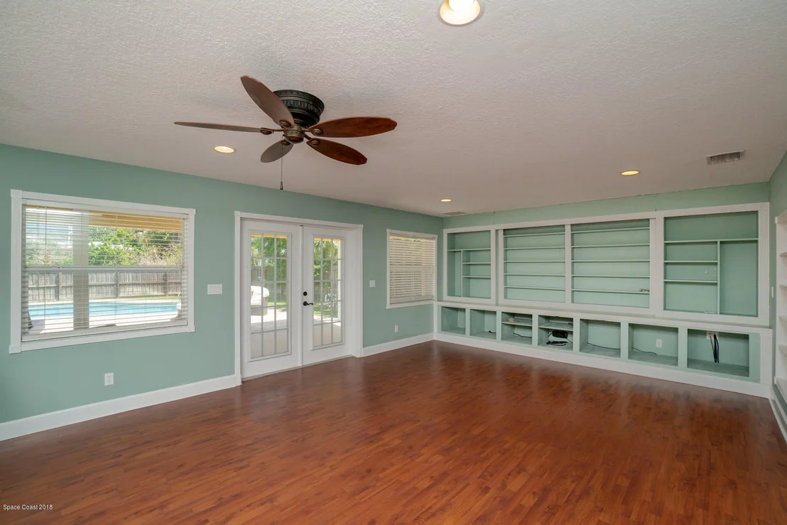 Photo of 304 Third Avenue