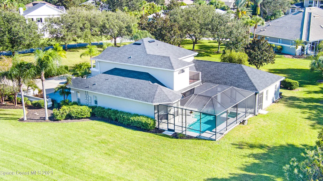 Photo of 882 Oak Park Drive