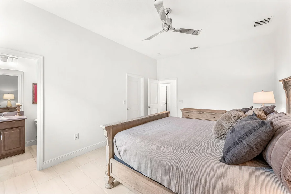 Photo of 8185 Lyside Drive