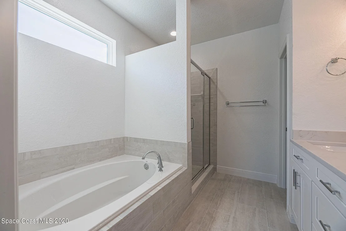 Photo of 431 Crescent Drive