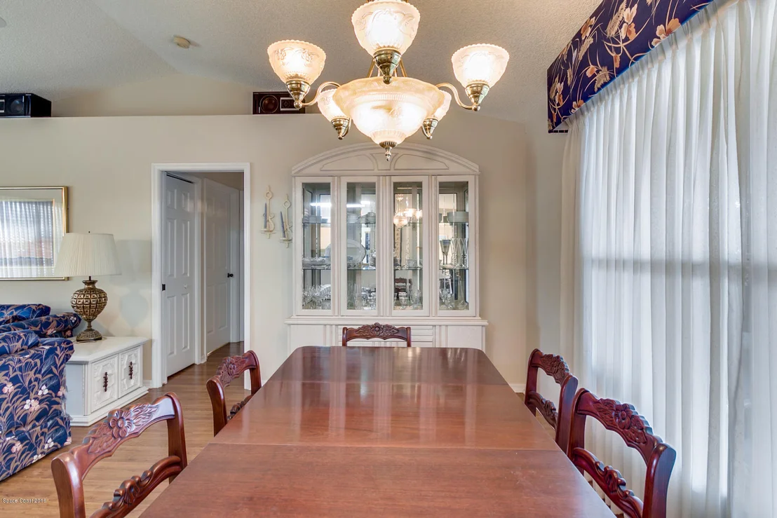 Photo of 3301 Lake View Circle