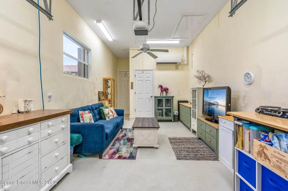 Photo of 356 Southampton Drive