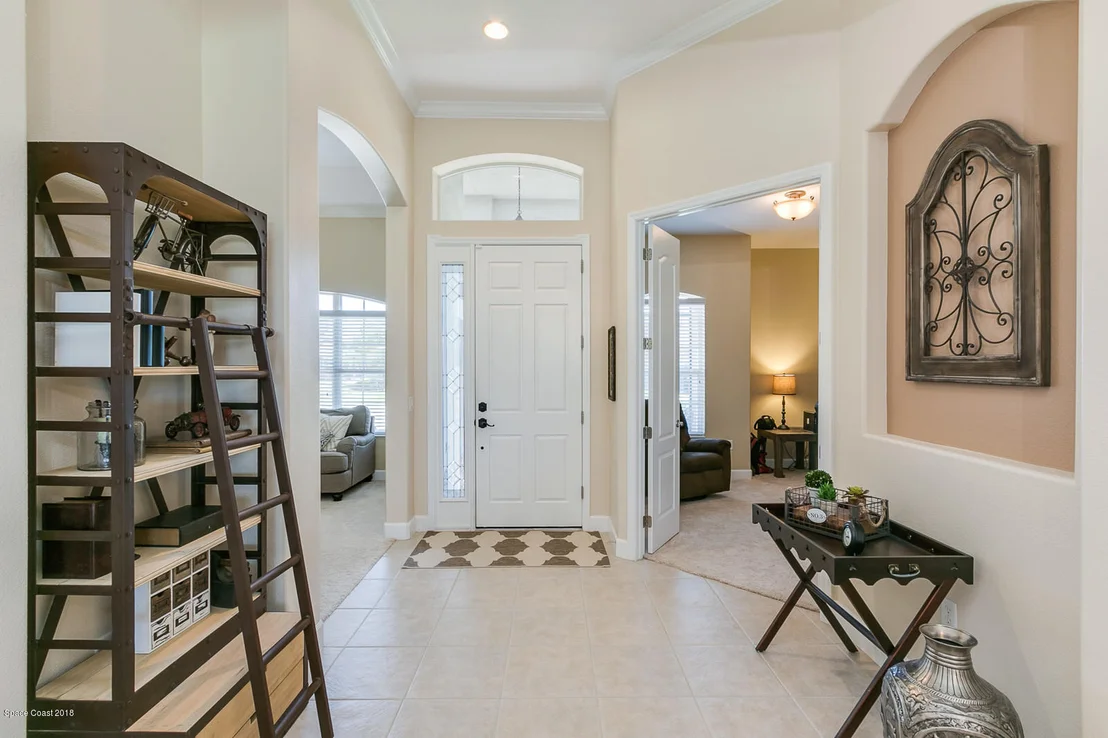 Photo of 5700 Rusack Drive