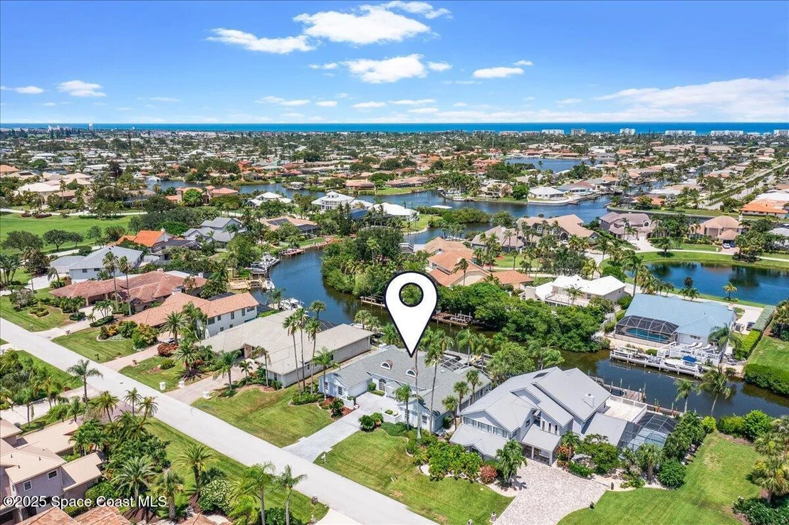 Photo of 489 Lanternback Island Drive