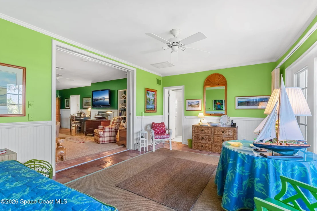 Photo of 680 Ocean Road