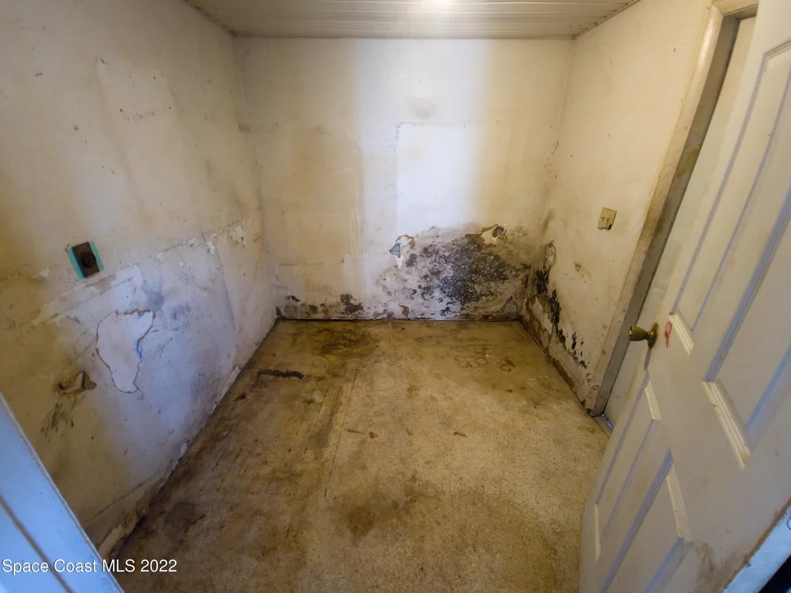Photo of 3048 Rowe Street NE