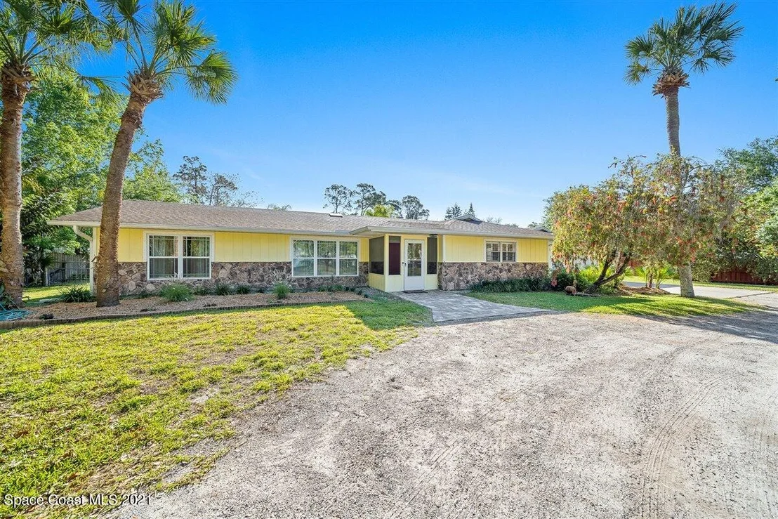 Photo of 270 Campbell Drive