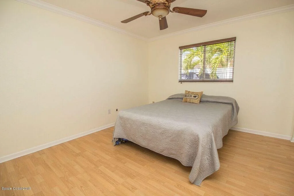 Photo of 421 Sparrow Drive