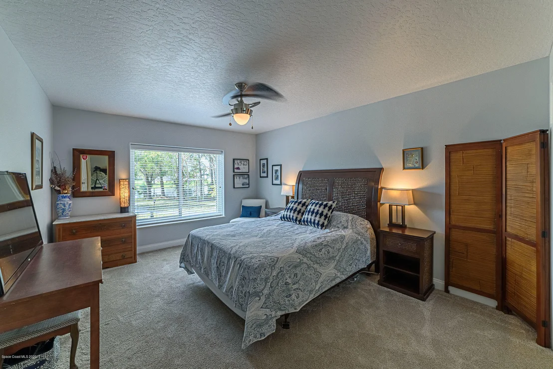 Photo of 4434 Long Lake Road