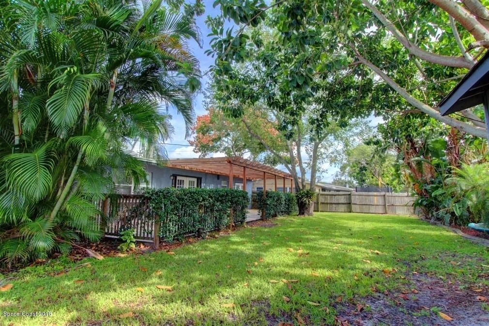 Photo of 991 Demaret Drive