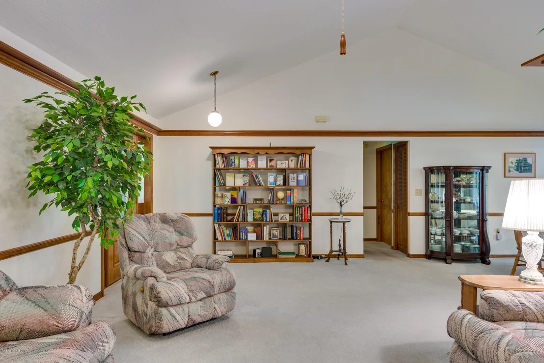 Photo of 2475 Cox Road