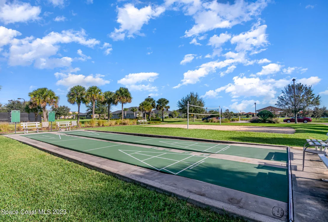 Photo of 7227 Broderick Drive