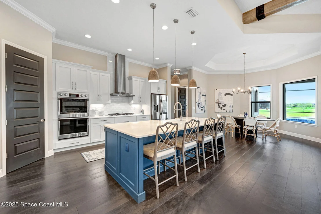 Photo of 8116 Stonecrest Drive