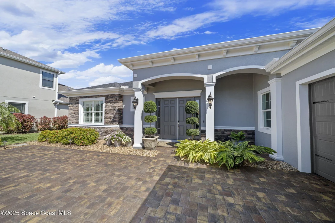 Photo of 8197 Crimson Drive