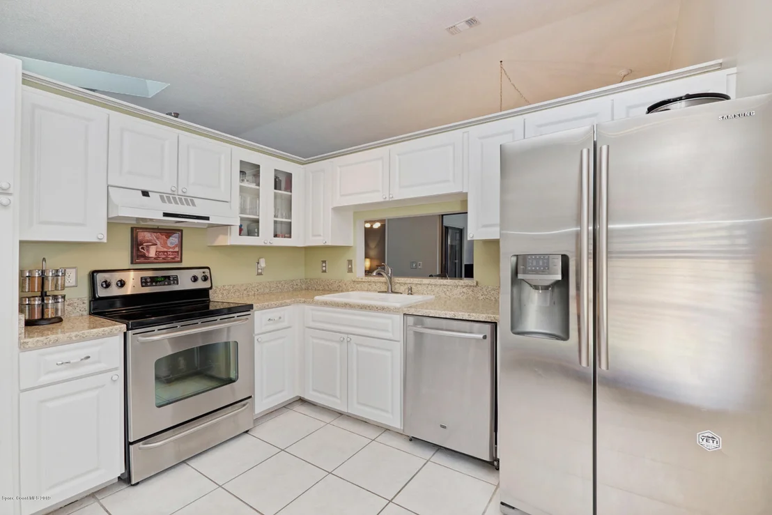 Photo of 1632 Clover Circle