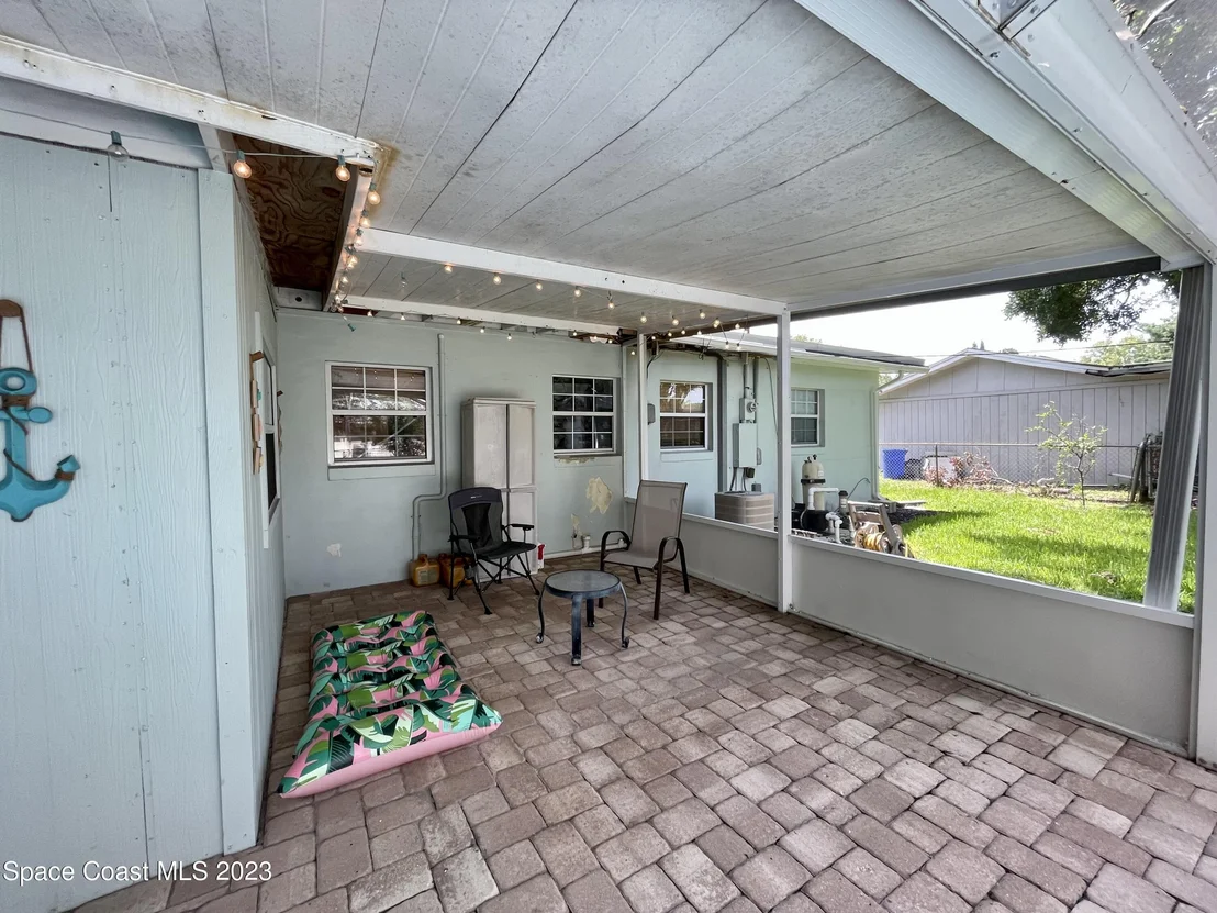 Photo of 255 Lee Road