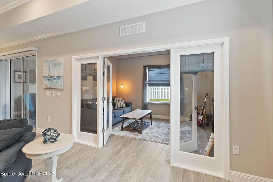 Photo of 2173 Windbrook Drive