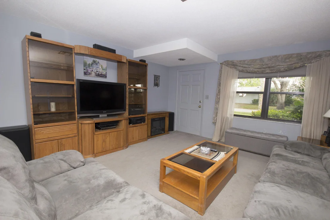 Photo of 863 Westport Drive