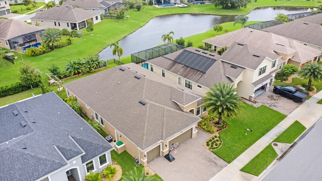 Photo of 8053 Creshire Court