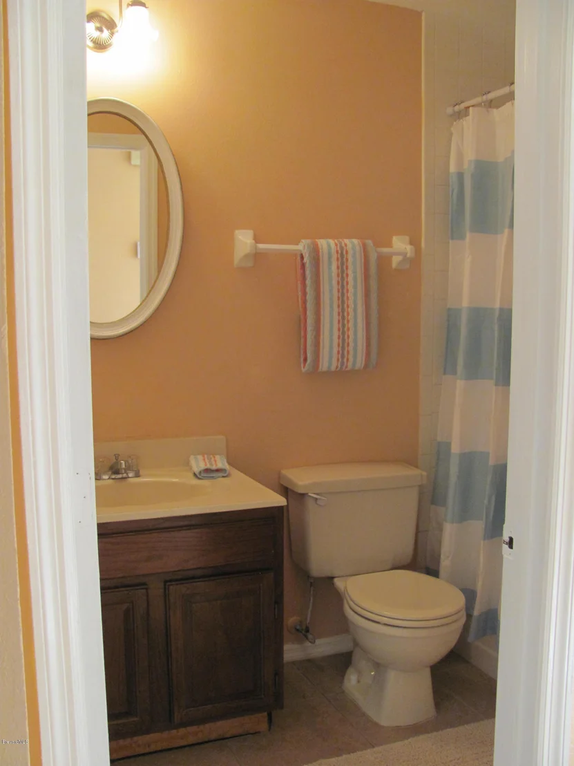 Photo of 835 NE Bracken