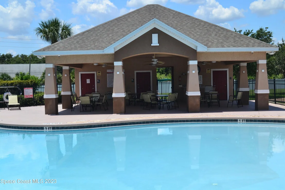 Photo of 1471 Bridgeport Circle