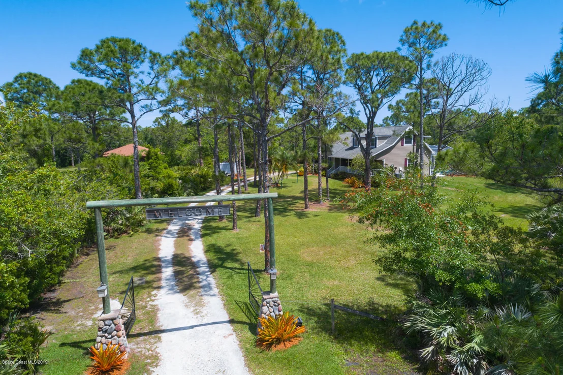 Photo of 1810 Cypress Lake Drive